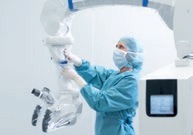 ZEISS OPMI VARIO 700. Surgical microsocpe for essential needs