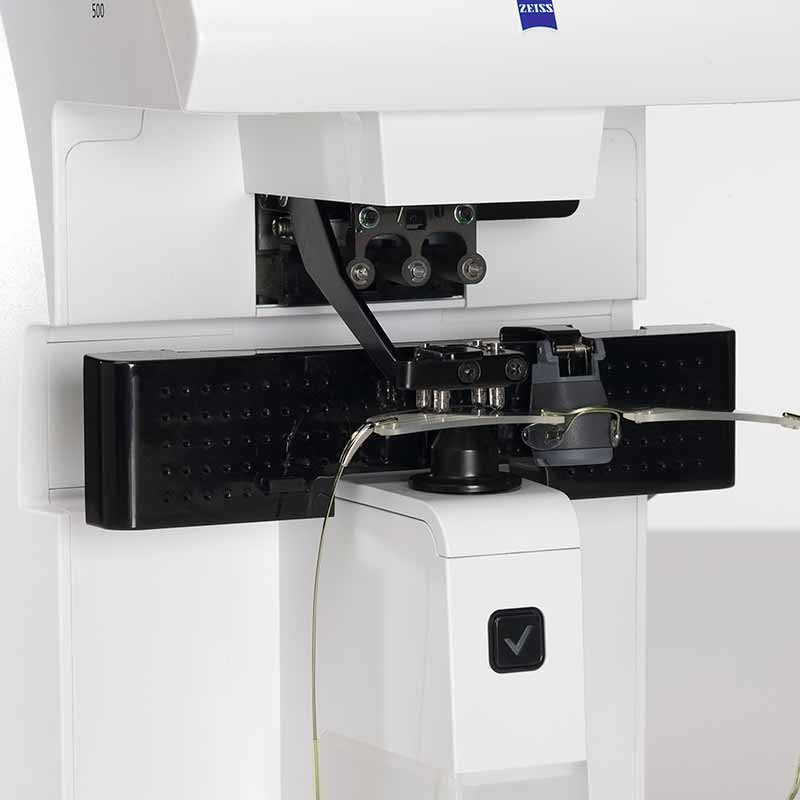 ZEISS VISULENS 500. Automated Lensmeter. Make your day-to-day tasks easier.